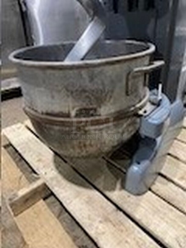 Hobart 80Quart Floor Style Heavy Duty Planetary Mixer! Model M802 Serial 11-273-301! 200V 3 Phase! With Timer! With Bowl And Hook Attachment!  - Image 8 of 12