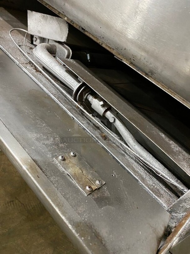 Blodgett Commercial Natural Gas Powered Double Deck Baking/ Pizza Oven! All Stainless Steel! On Legs! 2x Your Bid Makes One Unit! Working When Removed! - Image 10 of 12