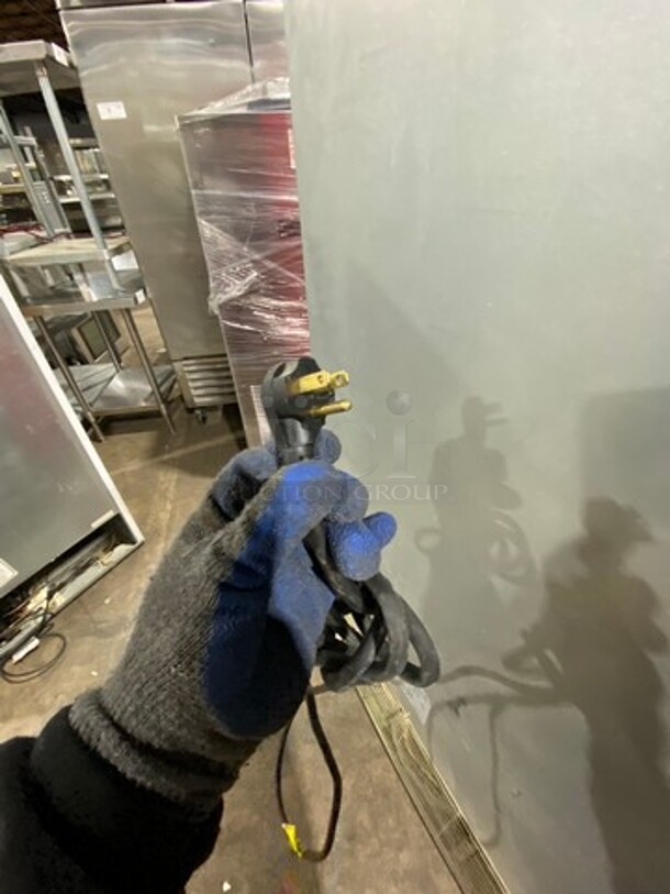 2012 Imbera Commercial Single Door Reach In Cooler Merchandiser! With View Through Door! Poly Drink Racks! Model: G319 SN: 534121112788 115V 60HZ 1 Phase! Working When Removed! - Image 5 of 9