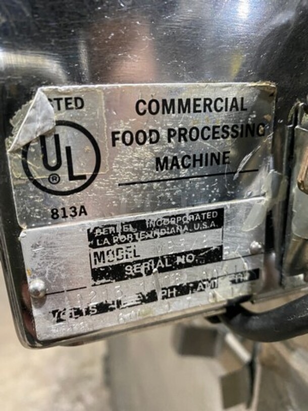 Berkel Commercial Countertop Bread Loaf Slicer! Model: MB3/8 SN: 9213110600319 115V 60HZ 1 Phase - Image 5 of 8