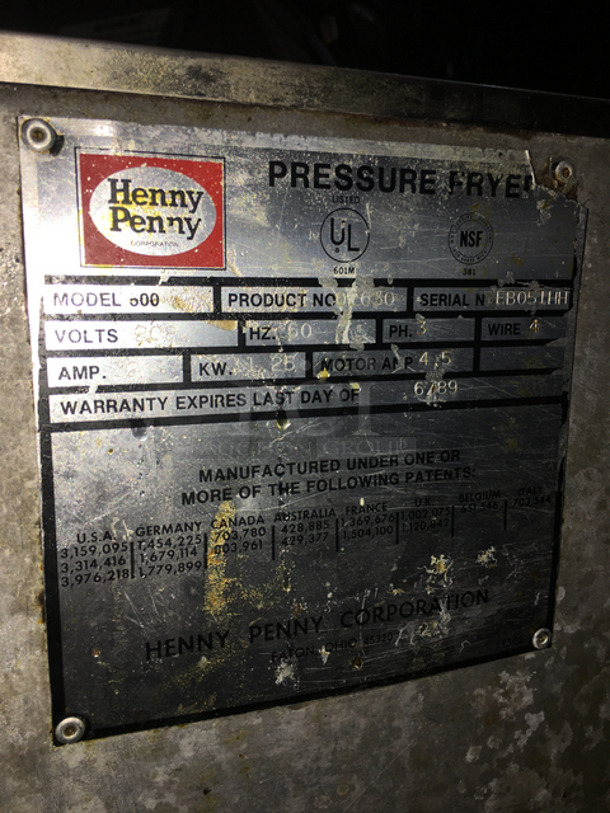 Henny Penny Pressure Fryer 500! Electric! With Metal Fryer Basket! All Stainless Steel! On Casters! Model: 500 SN: EB051HH 208V 60HZ 3 Phase - Image 7 of 9
