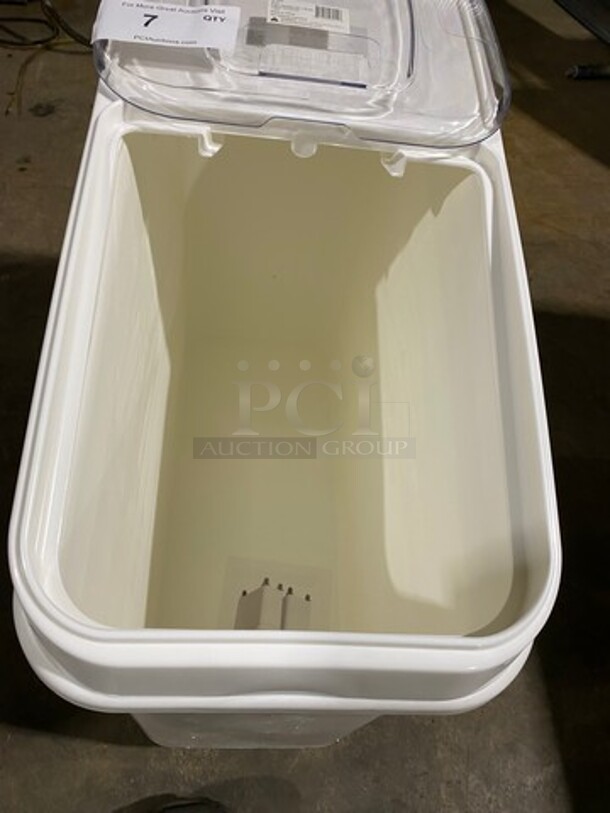 NEW! NEVER USED! Winco White Poly Ingredient Bin! With Clear Lid! On Casters! Model: IB21 - Image 5 of 8