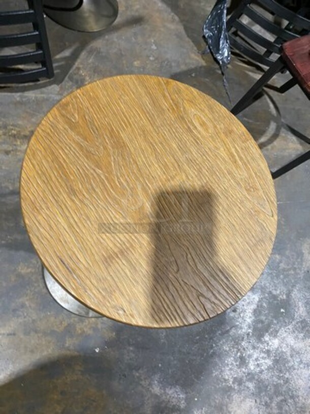 Wooden Round Bar Height Stools! With Footrest! 5x Your Bid! - Image 2 of 5