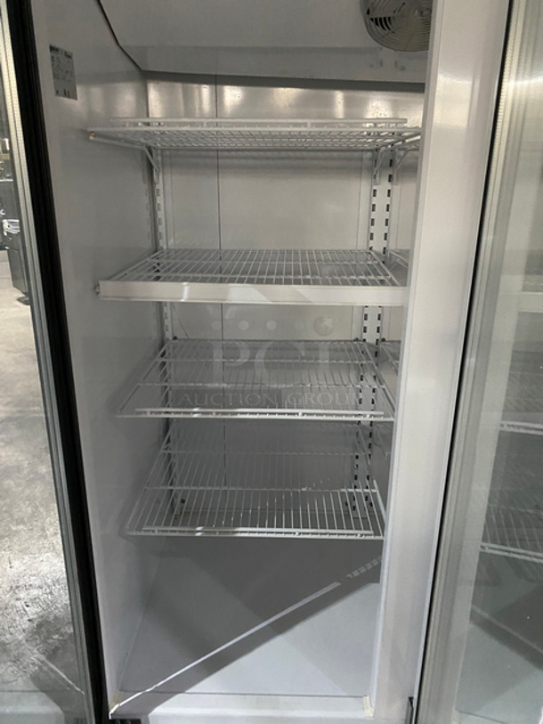 Master Bilt Commercial 3 Door Reach In Freezer Merchandiser! With View Through Doors! With Poly Coated Racks! Model: BLG74HD SN: 014100 115/208/230V 60HZ 1 Phase - Image 6 of 9