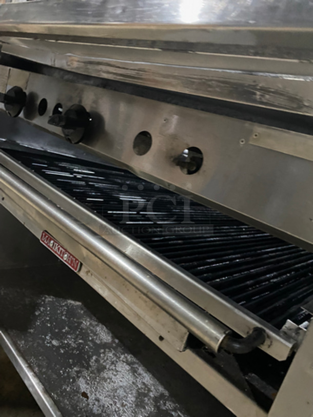 MagiKitch'n Commercial Natural Gas Powered Char Broiler Grill! With Back And Side Splashes! All Stainless Steel! On Legs! Model: FMSMB36 SN: 95070769 - Image 7 of 9