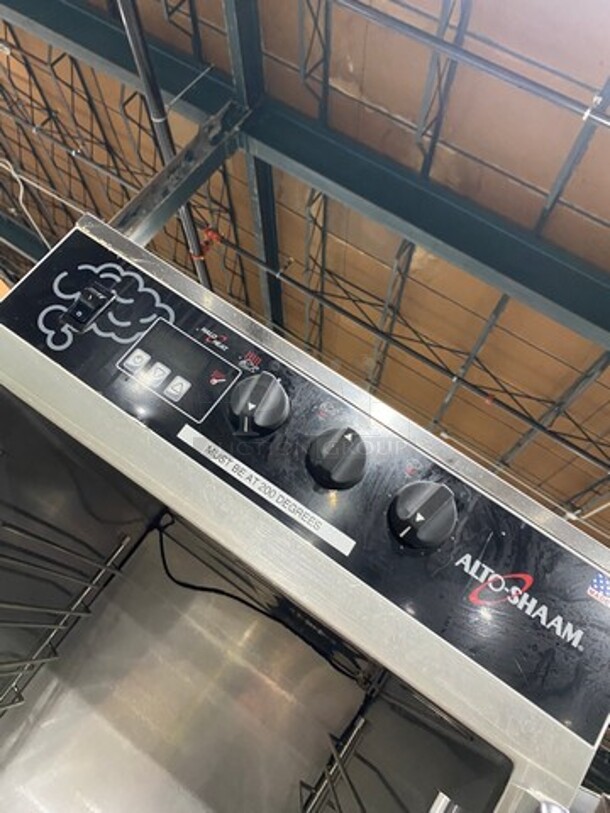 NIce! 2018 LATE MODEL! ALTO-SHAAM 3 In 1 Cooking Center- Smoker/Cook-N-Hold/Food Warmer Holding Cabinet! On Commercial Casters! MODEL 1000-SK Serial 2377537-000 208-240V/60Hz/1 Phase - Image 8 of 10