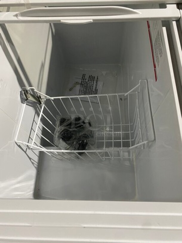 SCRATCH-N-DENT! Kelvinator Commercial Reach Down Freezer! Model: KCNF073WS SN: 95111795 115V - Image 5 of 10