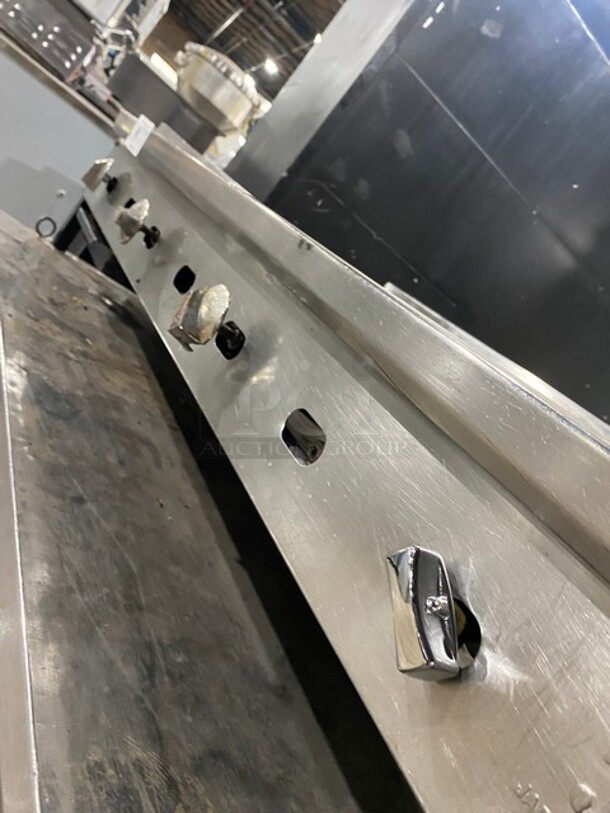 Wow! Jade Range Natural Gas Powered 48 Inch Polished Top Flat Griddle! On Legs! - Image 6 of 8