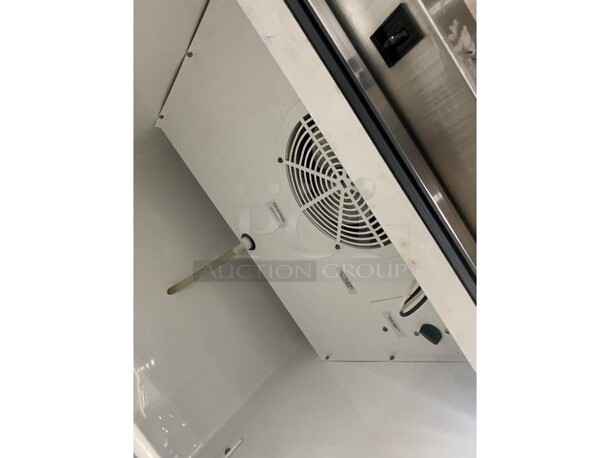 True Commercial Single Door Reach In Refrigerator! With Poly Coated Racks! All Stainless Steel! On Casters! Model: T23 SN: 5279908! 115V 60HZ 1 Phase! - Image 6 of 9
