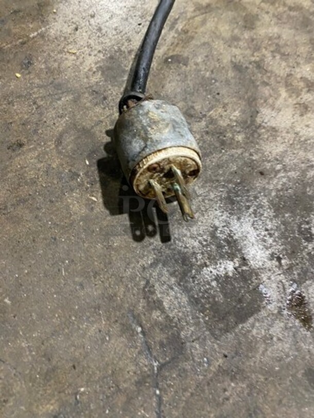 Fleetwood Commercial Countertop Deli/ Meat Slicer! All Stainless Steel! - Image 7 of 7