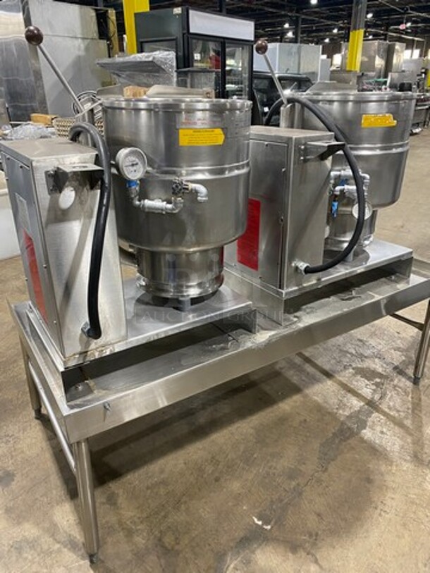 GREAT! Groen Commercial Electric Powered Tilting Soup Kettle! On Equipment Stand! All Stainless Steel! On Legs! Model: TDB40 SN: 86389 & SN: 86387 208V 60HZ 3 Phase - Image 4 of 12