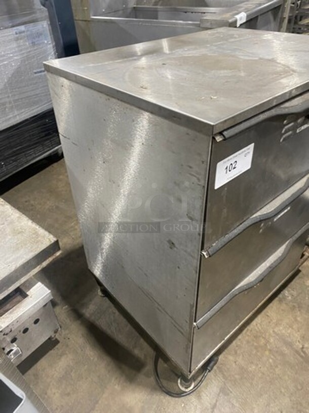 APW Wyott Commercial Countertop Electric Powered 3 Drawer Warmer! Solid Stainless Steel! On small Legs! Model: HD3 SN: 0401D01889 120V 60HZ 1 Phase - Image 2 of 9