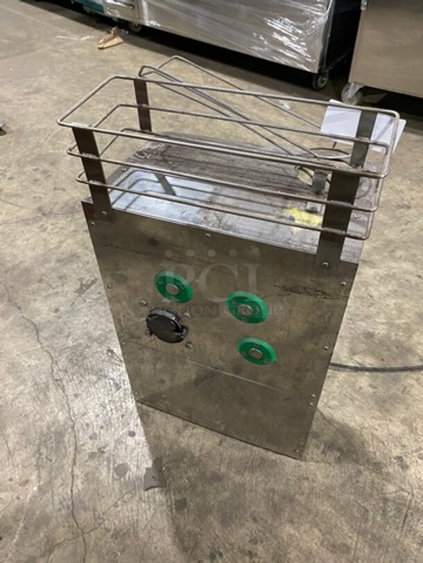 Orangin Commercial Countertop Automatic Commercial Orange/ Citrus Juicer! Stainless Steel Body! Model: ORANGIN SN: 203024 115V 60HZ 1 Phase - Image 3 of 9