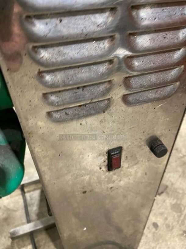 Orangin Commercial Countertop Automatic Commercial Orange/ Citrus Juicer! Stainless Steel Body! Model: ORANGIN SN: 203024 115V 60HZ 1 Phase - Image 7 of 9