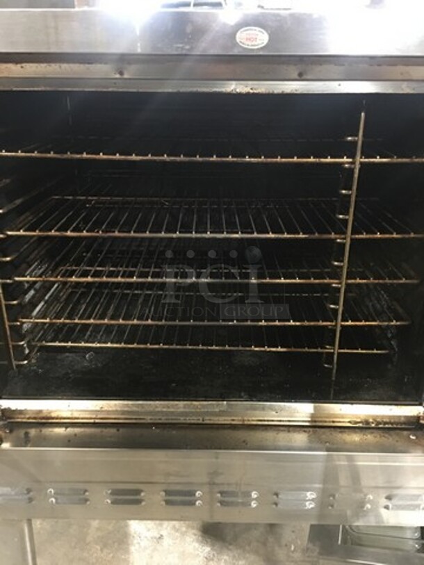 NICE! LATE MODEL! 2018 Blodgett Commercial Natural Gas Powered Convection Oven! With View Through Doors! Metal Oven Racks! All Stainless Steel! On Legs! WORKING WHEN REMOVED! Model: SHO100G SN: 080818CR080S - Image 5 of 12