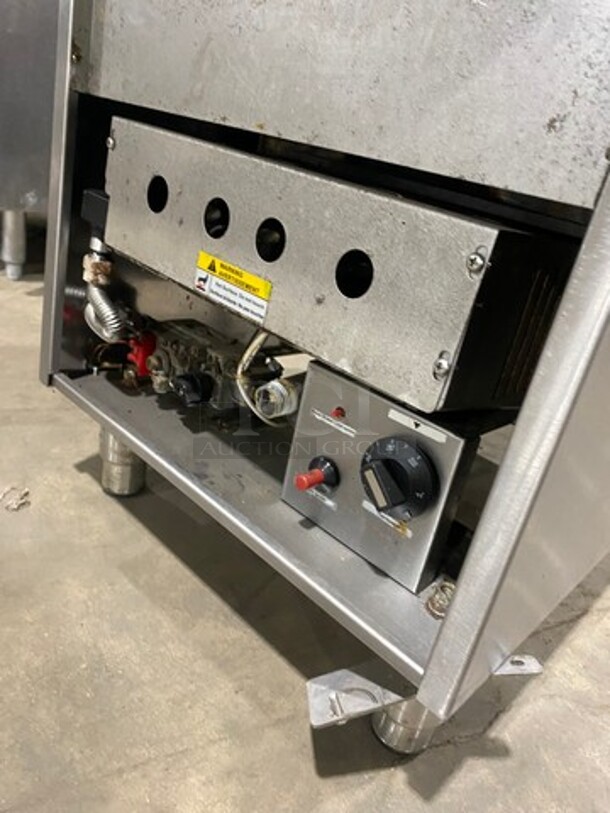 Commercial Natural Gas Powered Deep Fat Fryer! All Stainless Steel! On Legs! - Image 6 of 7