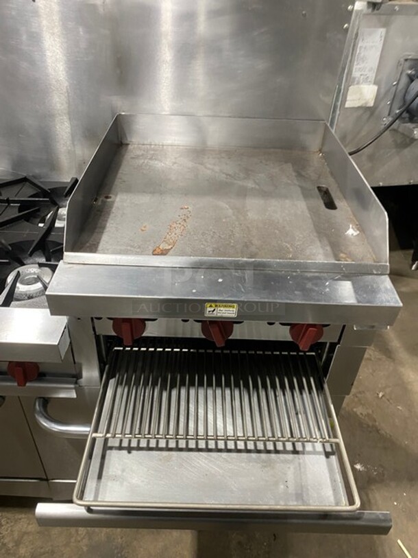 Sweet! LATE MODEL! Vulcan Commercial Natural Gas Powered 6 Burner Stove! With Right Side Flat Griddle & Cheese Melter Combo! Griddle Has Side Splashes! With Raised Back Splash! With 2 Oven Underneath! All Stainless Steel! - Image 6 of 9