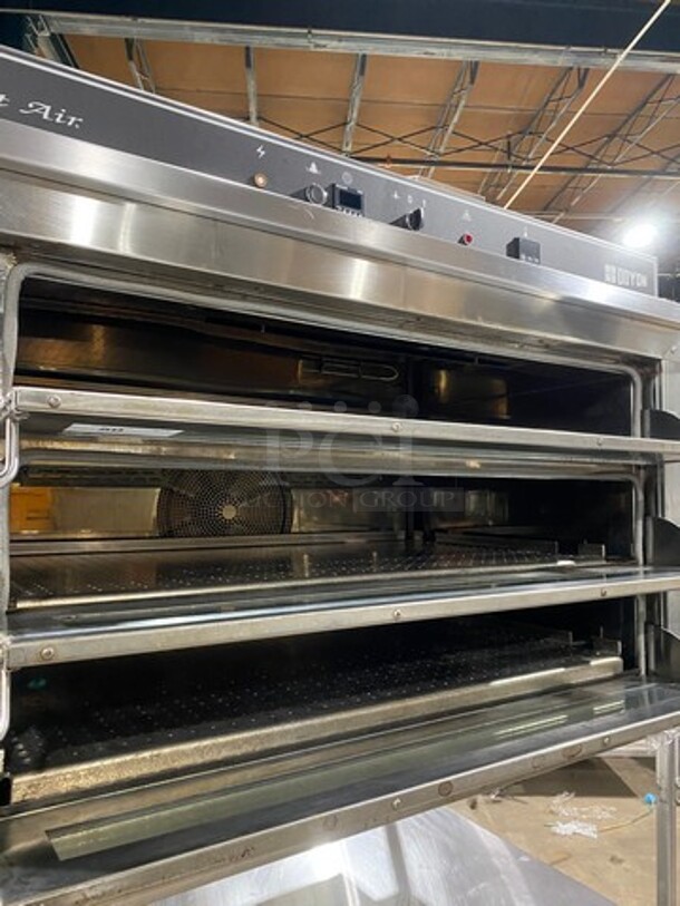 WOW! 2012 Doyon Commercial Natural Gas Powered Tripple Deck Pizza/ Baking Oven! With Shelf Storage Underneath! All Stainless Steel! On Casters! Model: PIZ6G SN: 282200000112 - Image 5 of 11