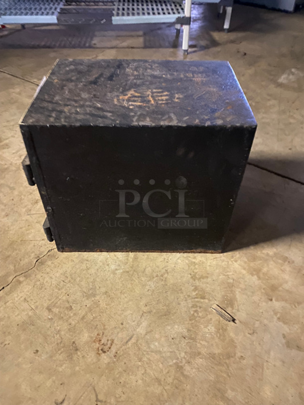 Sargent & Greenleaf Heavy Duty Black Metal Single Compartment Safe! Does Not Come With Combination! - Image 3 of 6