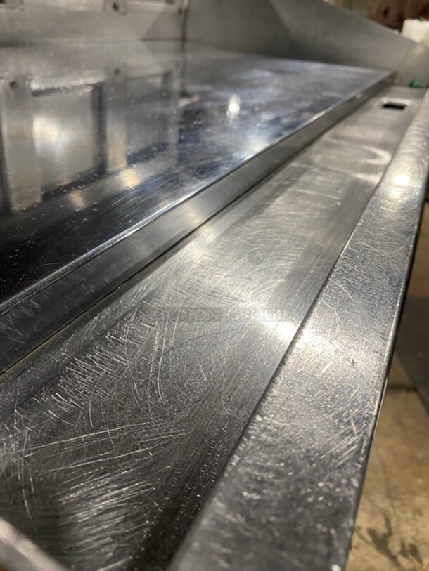 Lang Commercial Countertop Natural Gas Powered Mirror Shine Flat Top Griddle! With Thermostatic Controls! Built In Hood! With Back And Side Splashes! All Stainless Steel! On Legs!  - Image 6 of 9