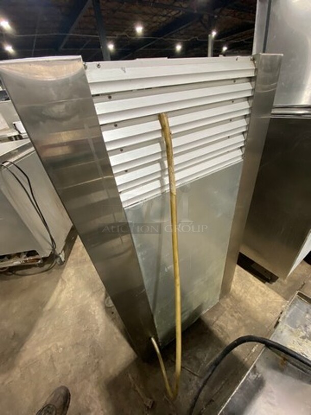 Commercial Countertop Single Door Refrigerator! With Poly Coated Racks! All Stainless Steel! - Image 4 of 7