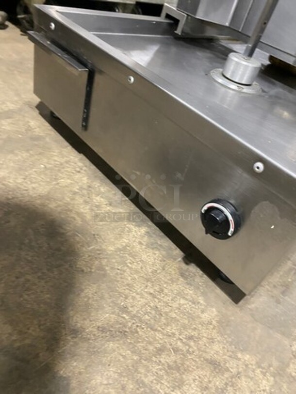 LATE MODEL! 2020 Remta Commercial Countertop Electric Powered Vertical Broiler Gyro Machine! All Stainless Steel! WORKING WHEN REMOVED! Model: MA03 SN: MA030000138 220/230V - Image 9 of 10