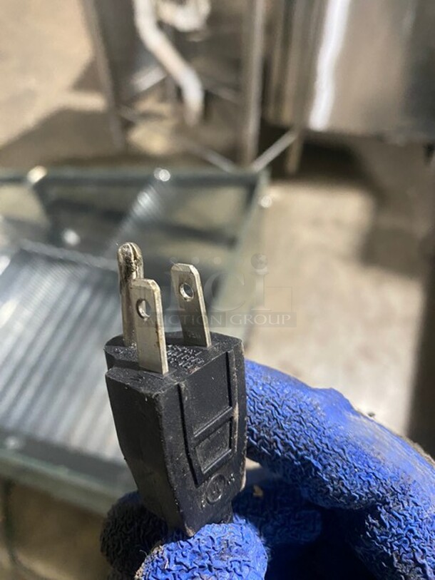 Star Stainless Steel Commercial Countertop Hot Dog Roller w/ Sneeze Guard and Bun Drawer! MODEL  45STBDE 120V 1PH - Image 9 of 10