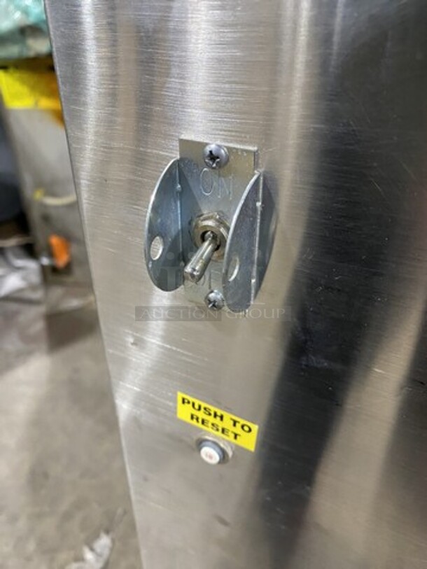 Norlake Counter Top All Stainless Steel Ice Crusher W/Hopper! Model N14CRSS-A Serial 15091153! 120V 1 Phase! - Image 5 of 9
