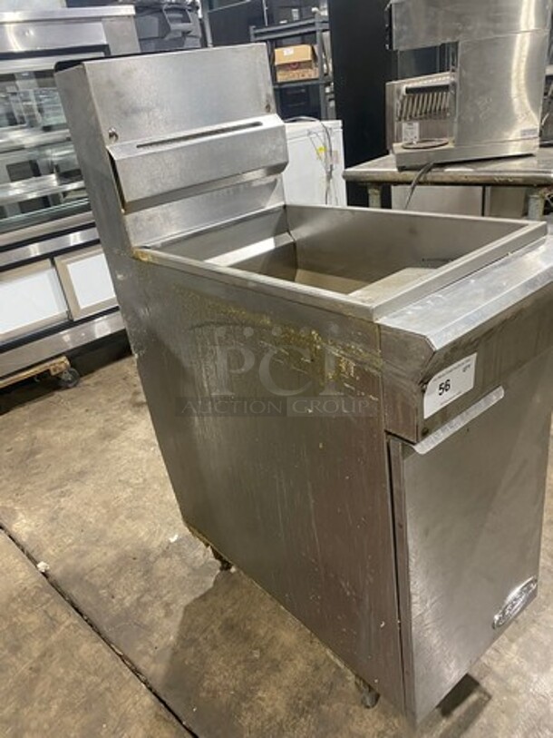 DCS Commercial Natural Gas Powered Deep Fat Fryer! All Stainless Steel! On Legs! - Image 2 of 9