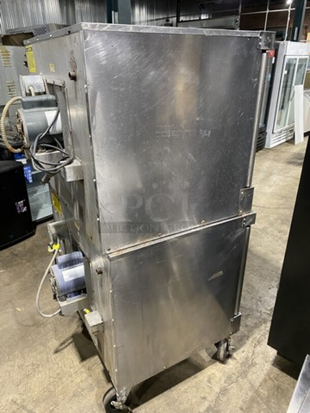 Vulcan Single Natural Gas Powered Convection Oven! On Hobart Natural Gas Powered Convection Oven! No Racks! On Casters! 2 X Your Bid Makes One Unit!  - Image 4 of 10