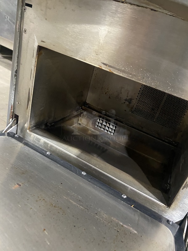 Turbo Chef Commercial Countertop Electric Powered Rapid Cook Oven. 208/240 Volts, 1 Phase Model: NGO! SN: NGOD24810! - Image 6 of 8