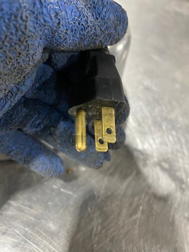 Nutrifaster Commercial Countertop Juicer Extractor! Solid Stainless Steel! Model: N450 SN: 459122012 110V - Image 8 of 8