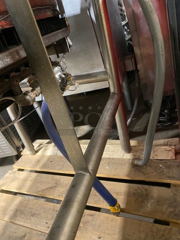 Groen Commercial Gas Powered Skillet/Braising Pan! All Stainless Steel! On Legs! - Image 10 of 10