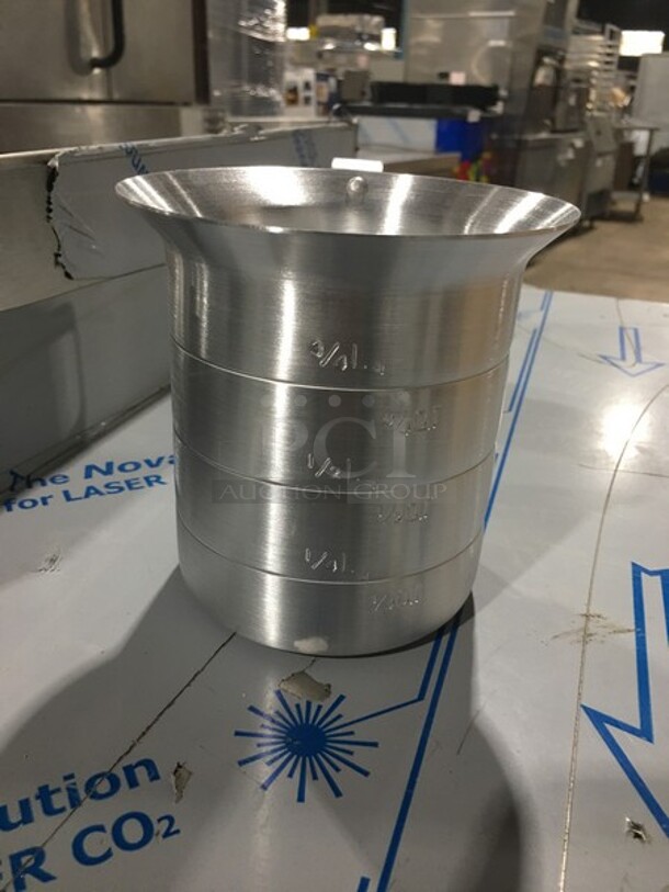 New! Aluminum Graduated 1 Quart Measuring Cup!
