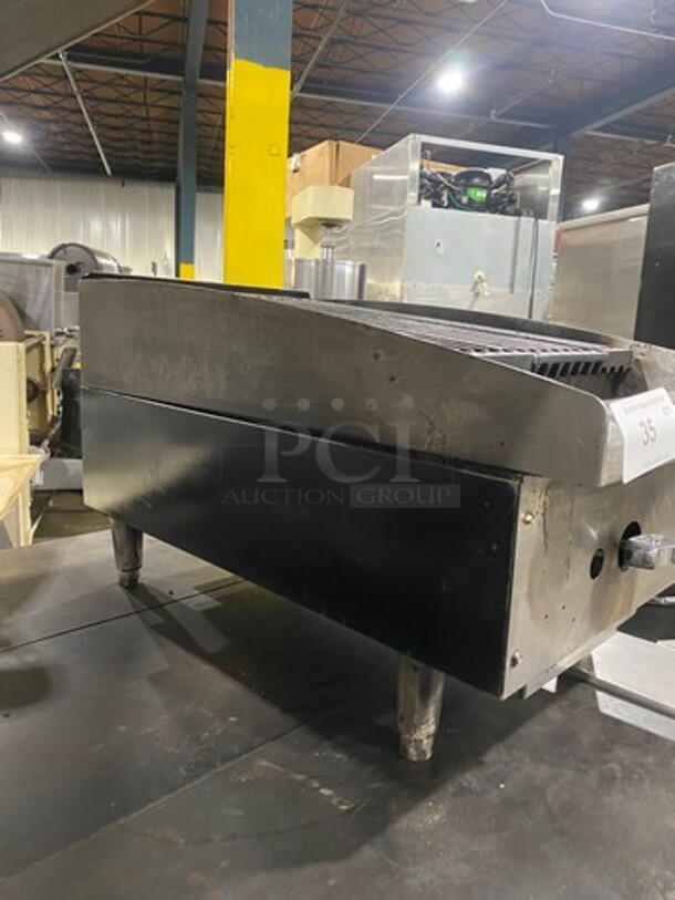 Commercial Countertop Natural Gas Powered Char Broiler Grill! All Stainless Steel! On Small Legs! - Image 2 of 7