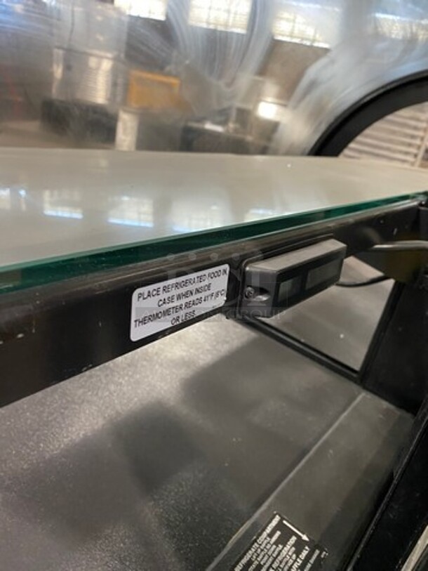 Structural Concepts Commercial Open Grab-N-Go Display Case Merchandiser! With Top Dry Display Case Merchandiser! With Rear Access Doors! NO COMPRESSOR! Model: SB57543631 SN: 597981EI133616 115V 60HZ 1 Phase - Image 5 of 9