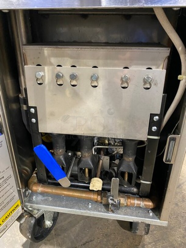 Imperial Commercial Natural Gas Powered Commercial Pasta Cooker/Rethermalizer! With Backsplash! All Stainless Steel! WORKING WHEN REMOVED! Model: IRT14GBM SN: 04256821! - Image 6 of 9