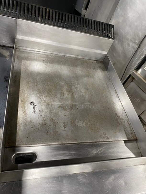 Garland Commercial Natural Gas Powered Flat Griddle With Left Side Hot Plate! Griddle Has Side Splashes! With Back Splash! With Convection Oven Underneath! All Stainless Steel! On Legs! - Image 6 of 11