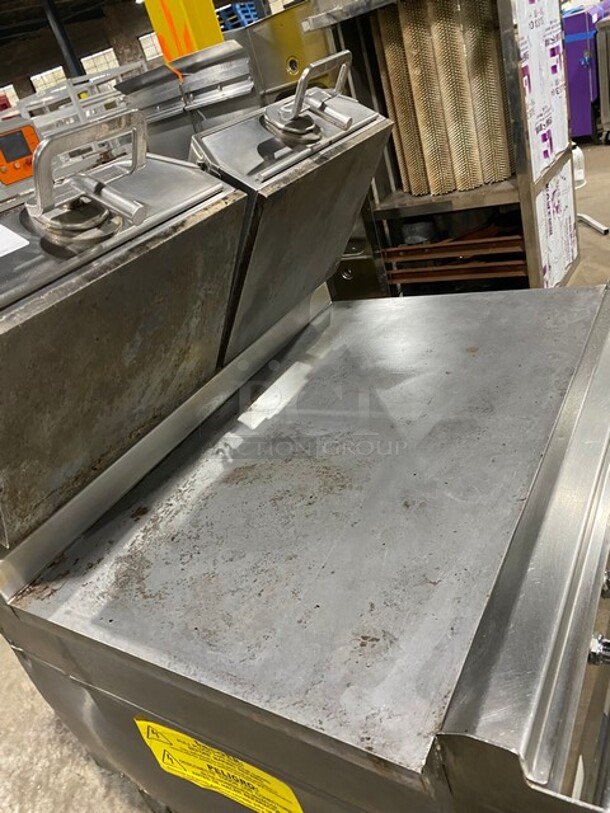COOL! Garland Commercial All Stainless Steel Gas Powered Planten 2-Sided Grill! On Commercial Casters! - Image 5 of 11