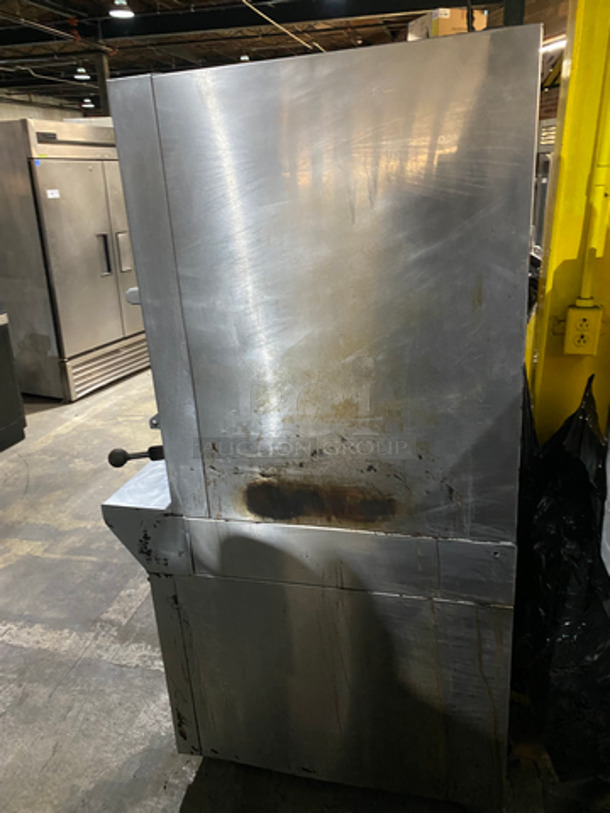 Garland Commercial Natural Gas Powered Upright Double Oven Char Broiler Grill! All Stainless Steel! - Image 3 of 10