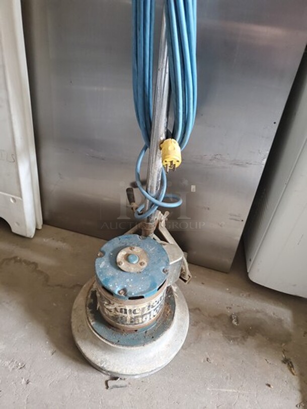 Deluxe Floor Machine  - Image 4 of 4