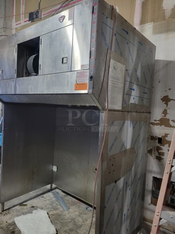 Wells 5N-WVU-72 208/240Volts Universal 72" Ventless Hood System for Multiple Appliances  - Image 4 of 10