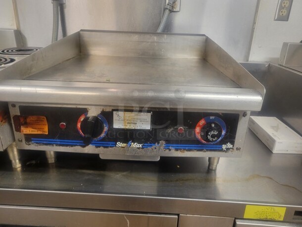Star 524TGD 24" Electric Griddle!

208-240v

1PH - Image 3 of 3