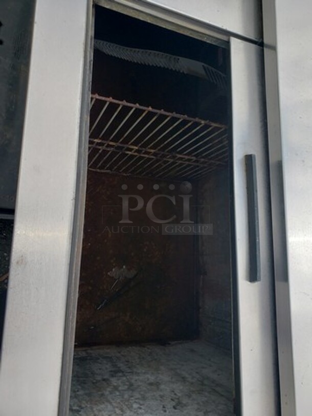 Beverage Air DW79 80" Forced Air Bottle Cooler! - Image 5 of 9