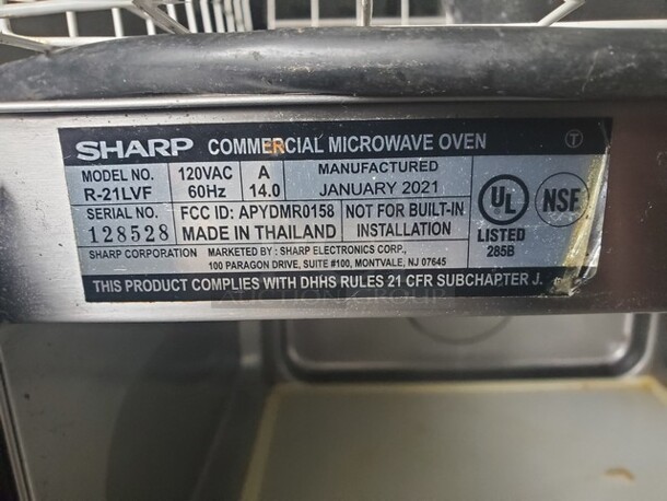 SHARP R-21LVF Commercial Microwave Oven 1000W/R 120V 20WX15DX12H - Image 4 of 4