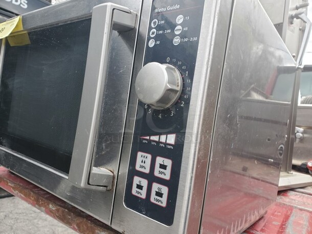 Amana RCS10DSE Commercial microwave oven, 120V Working! - Image 4 of 5