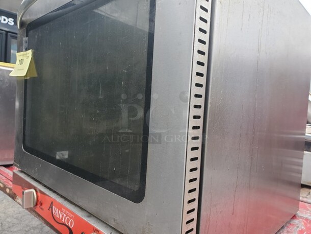 AVANTCO Countertop 1/2 Size Convection Oven 208-240V 2800W - Image 3 of 4