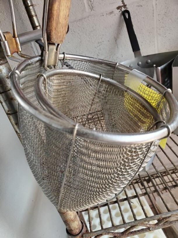 ALL ONE MONEY  Lot of 2 Mesh Noodle Skimmer, Wood Handle, Stainless - Image 3 of 3