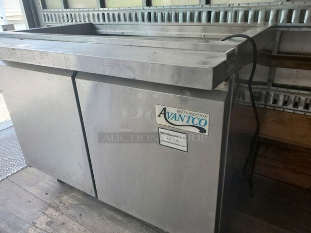 Avantco 178SCLM 47" Stainless Steel Refrigerated Salad Bar / Cold Food Table! - Image 5 of 6
