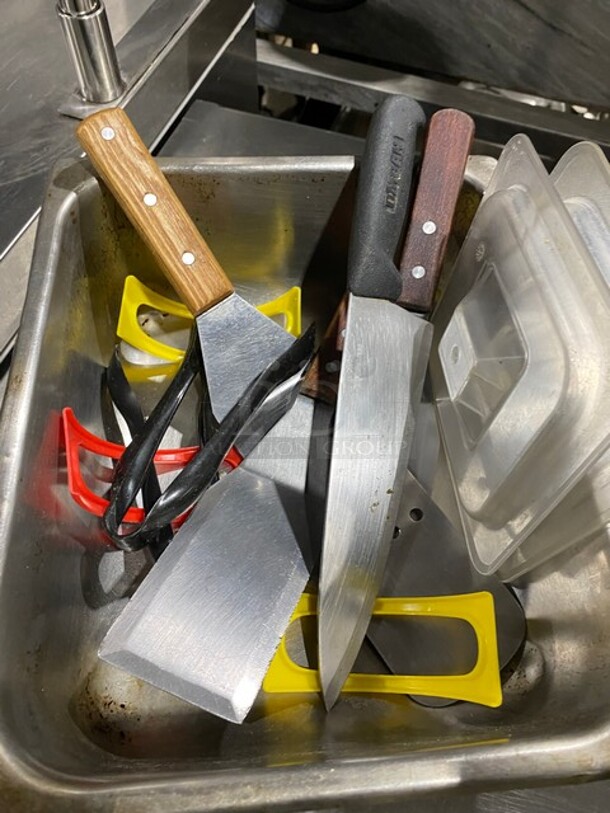 ALL ONE MONEY! Kitchen Utensils! Empanada Press/Former! Assorted Spatulas! - Image 4 of 4
